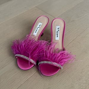 Brand new Nina Shoes “kat” ultra pink heels with feather and rhinestone